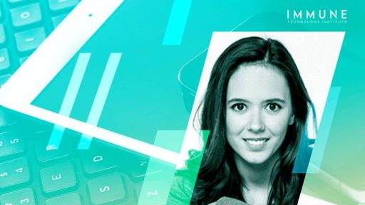 Carmen Navacerrada: “El desarrollo de software es una salida laboral prácticamente asegurada”